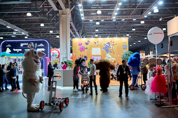 Организаторы подвели итоги выставки детских и лицензионных товаров «Kids Russia и Licensing World Russia 2023». Фото — фото: 22